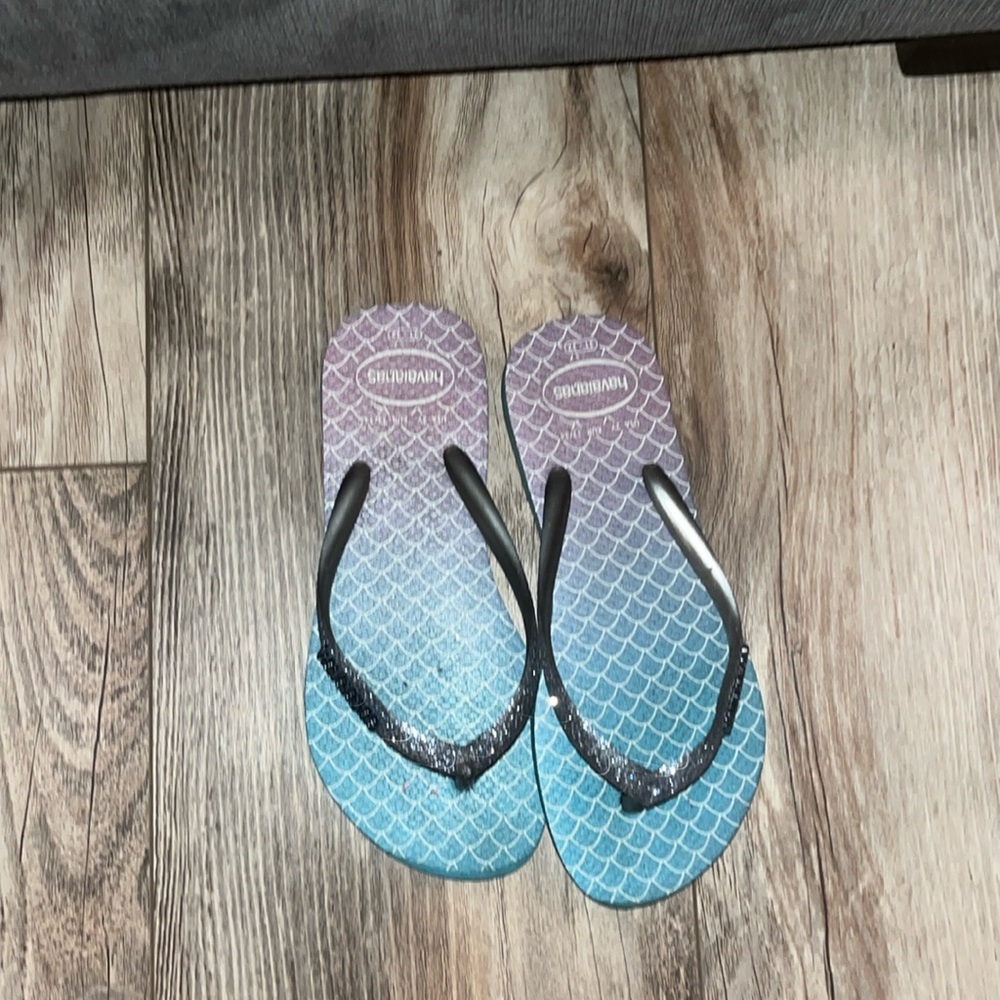 Havaianas girls mermaid flip flops size USA 2